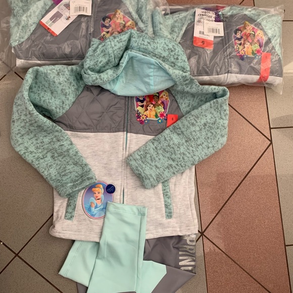 Disney Princess Kids 3-Piece Set, Fleece Jacket T-Shirt & Leggings Gray/Cream, 6 - Picture 4 of 9